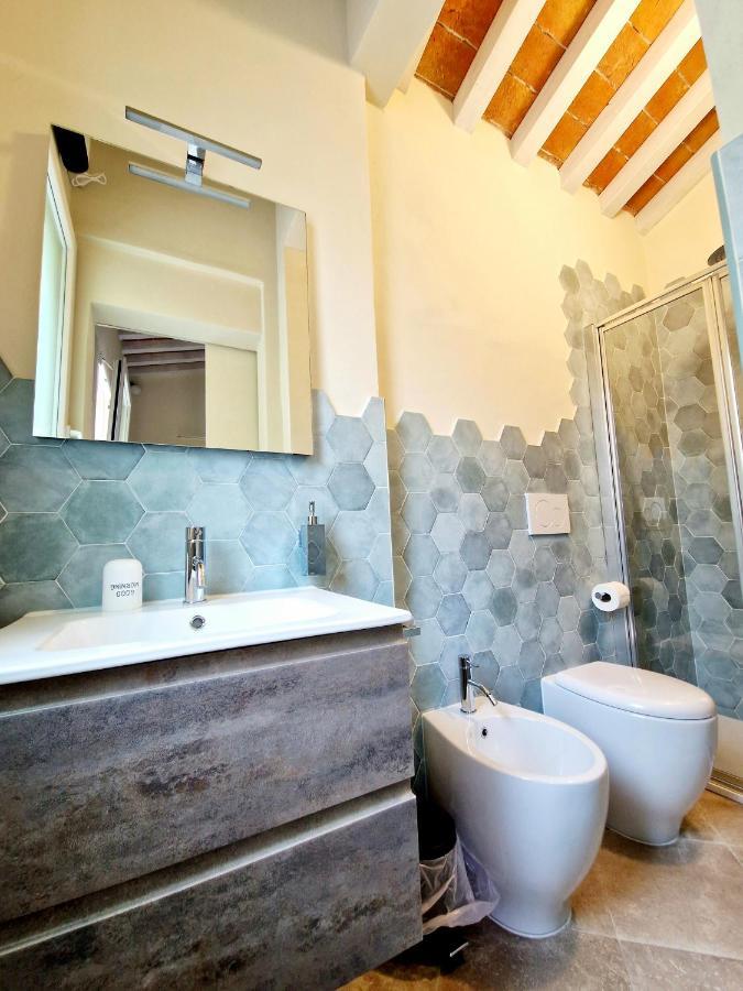 Serra Di Mare Casa Con Giardino Livorno Bagian luar foto